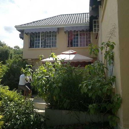 Bulawayo Continental Hotel Exterior photo